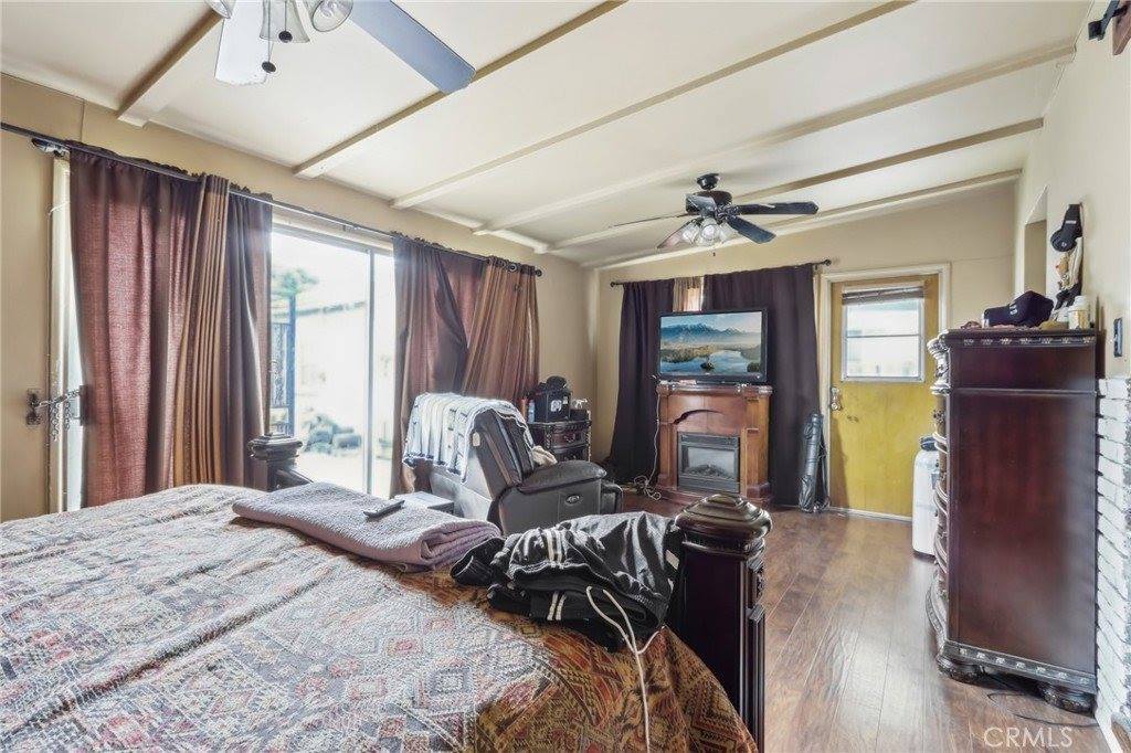 2236 San Francisco Avenue, Long Beach, CA 90806