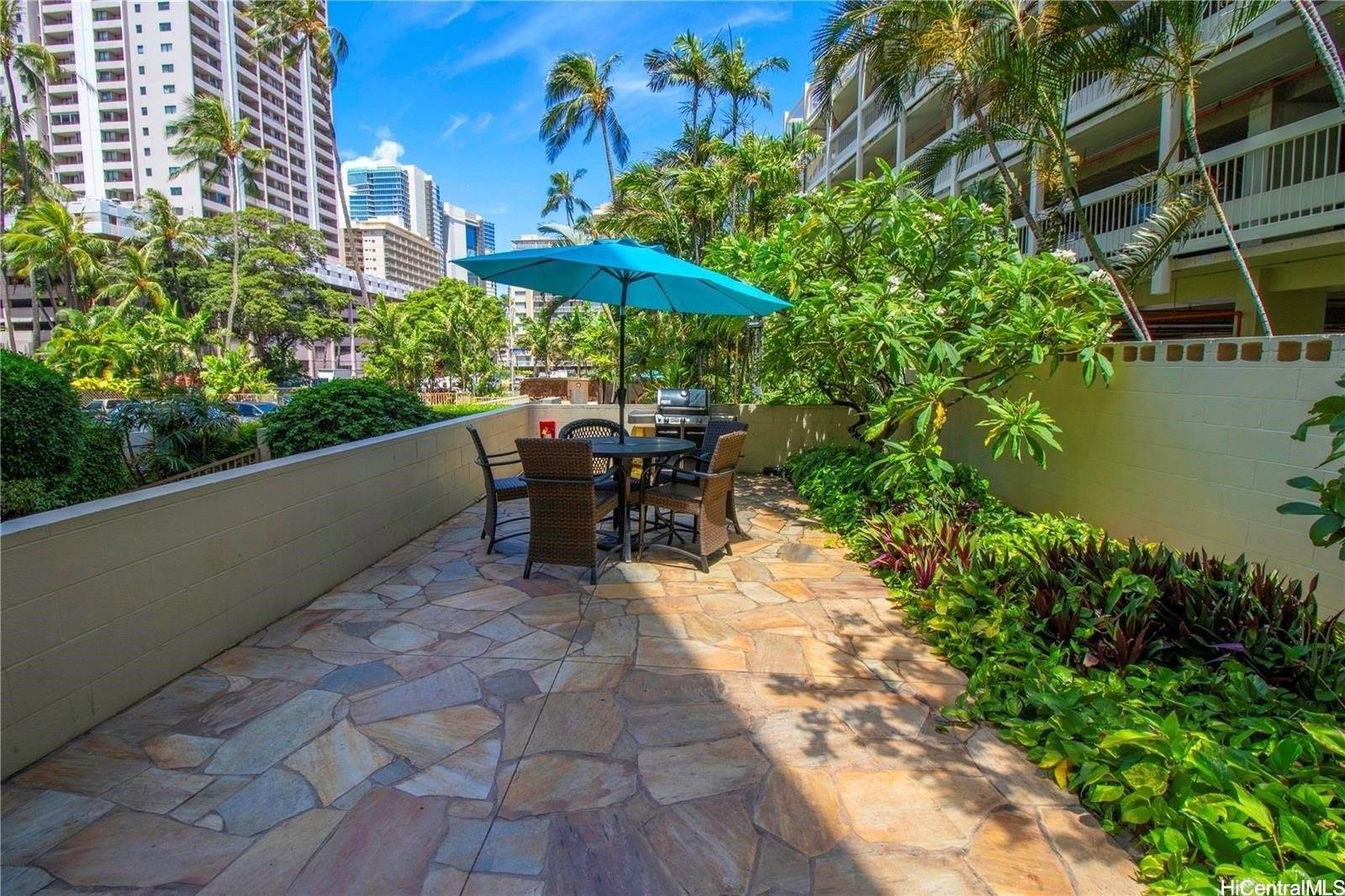 435 Seaside Avenue, Honolulu, HI 96815