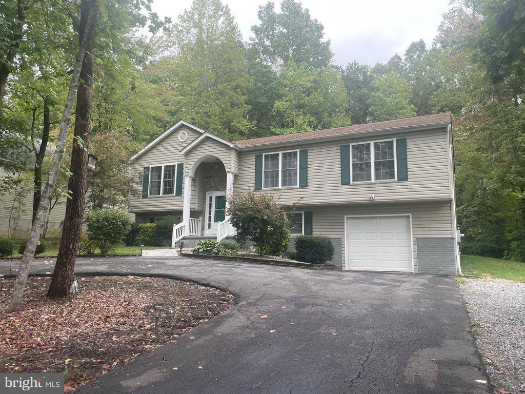 1317 Lakeview Parkway, Locust Grove, VA 22508