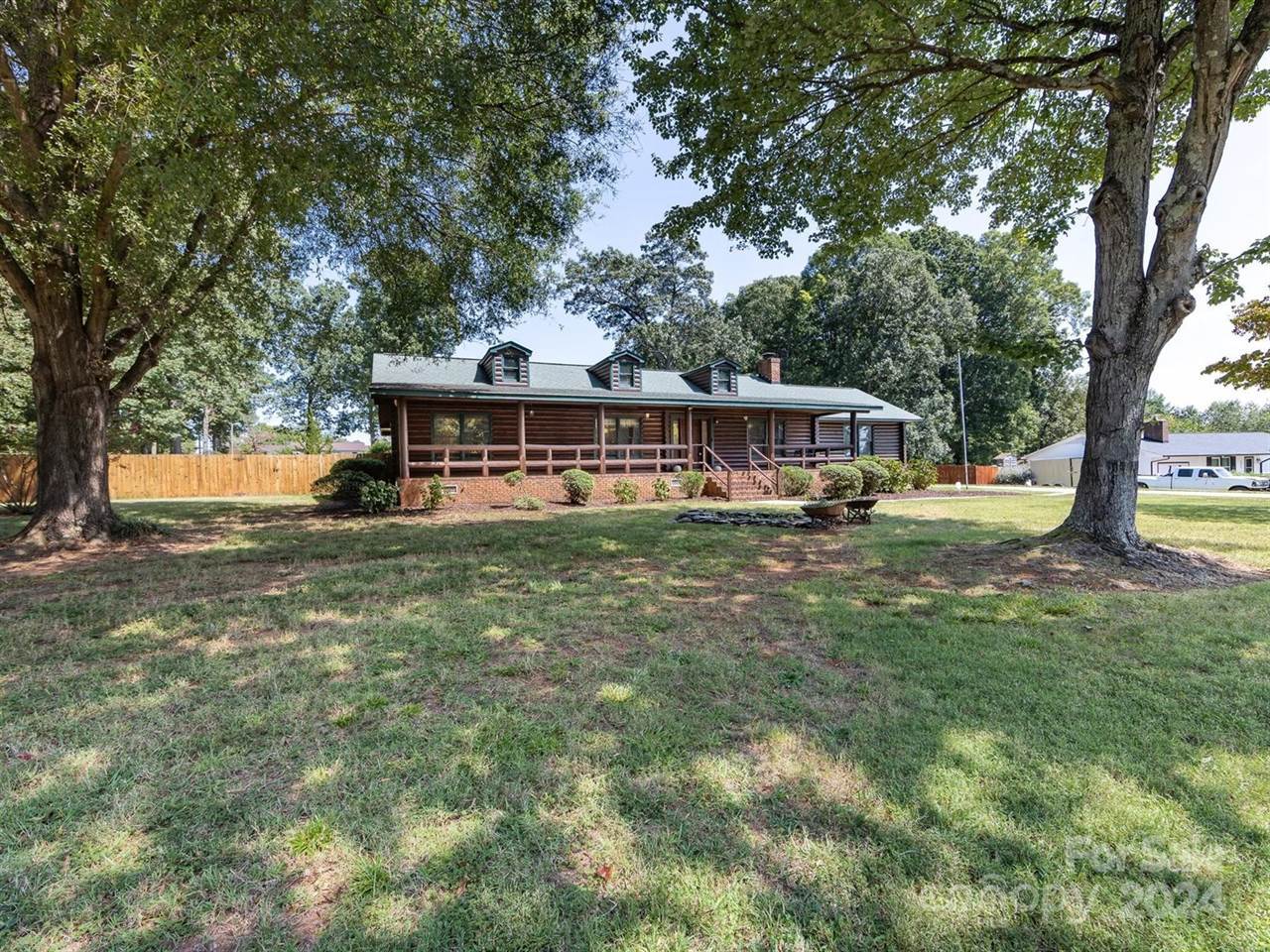 5412 Beam Lake Drive, Charlotte, NC 28216