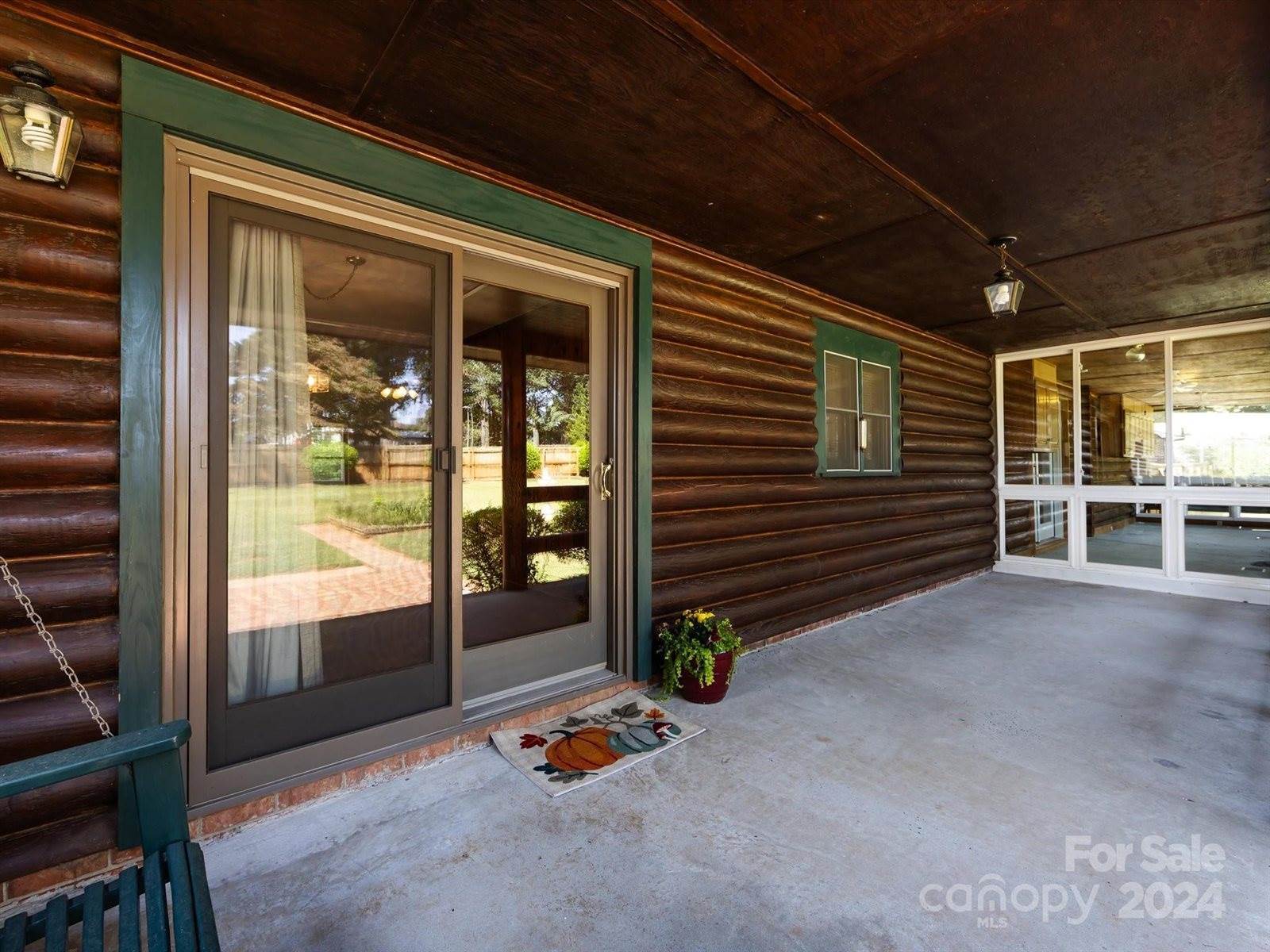 5412 Beam Lake Drive, Charlotte, NC 28216