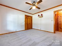 5412 Beam Lake Drive, Charlotte, NC 28216