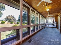 5412 Beam Lake Drive, Charlotte, NC 28216