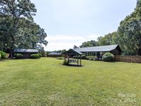 5412 Beam Lake Drive, Charlotte, NC 28216