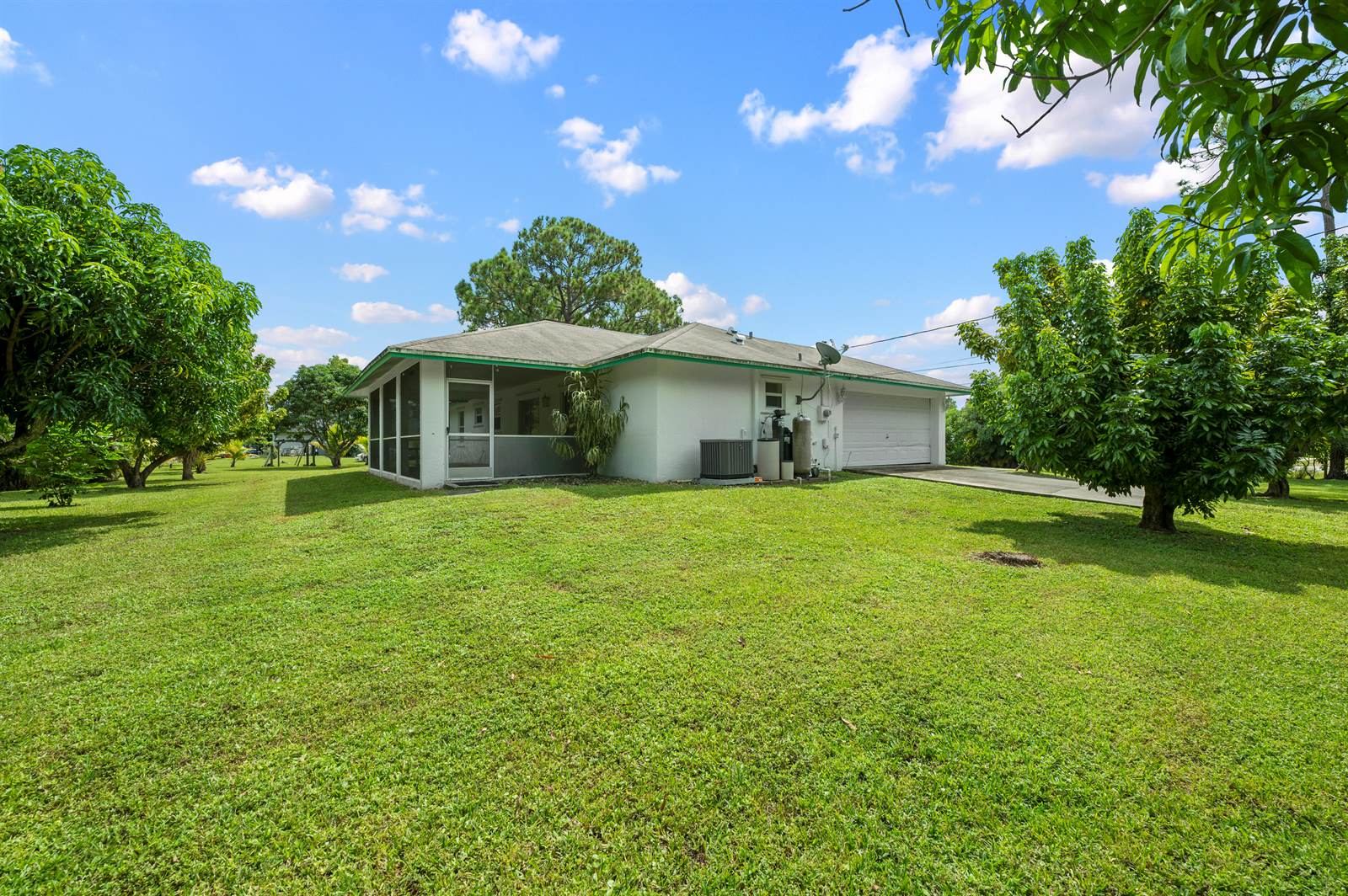 18837 92nd Lane North, The Acreage, FL 33470