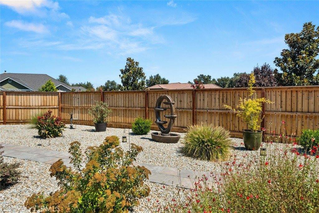 11 Rose Garden Court, Chico, CA 95973