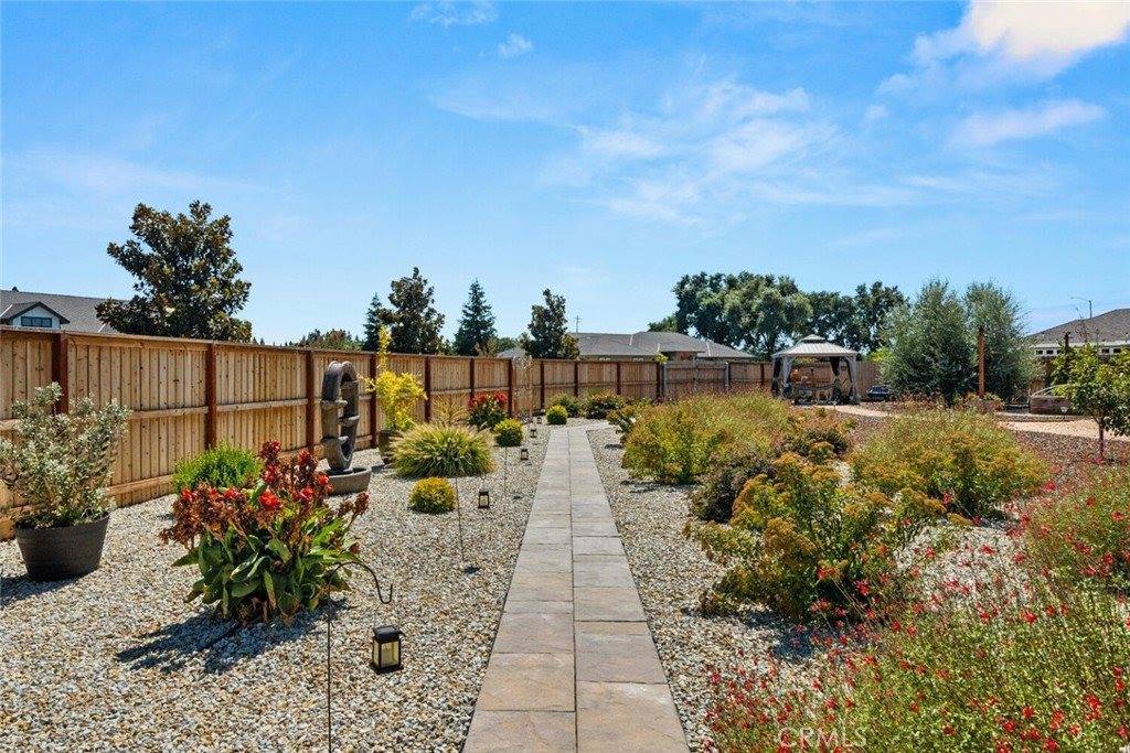 11 Rose Garden Court, Chico, CA 95973