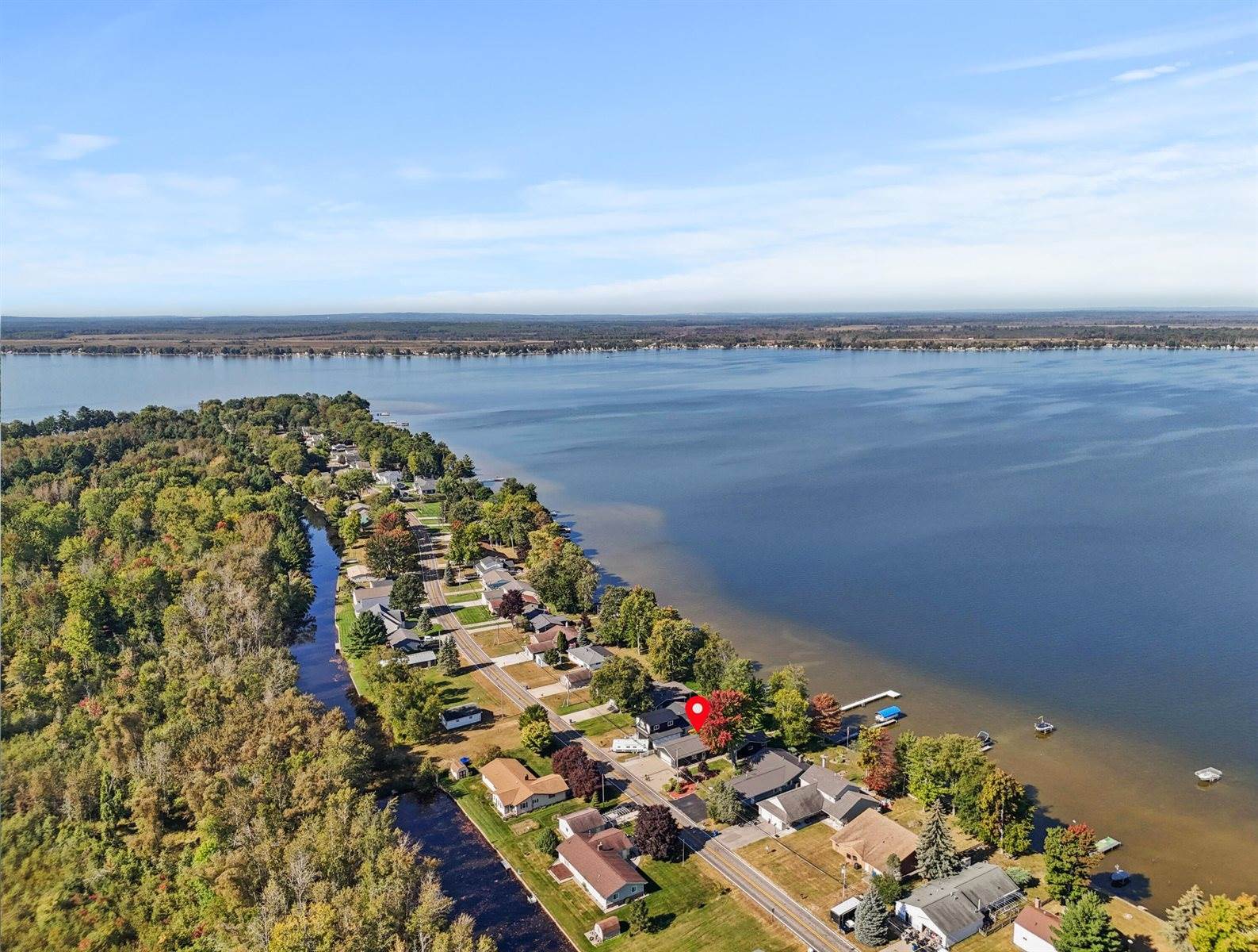 2215 Long Point Drive, Houghton Lake, MI 48629