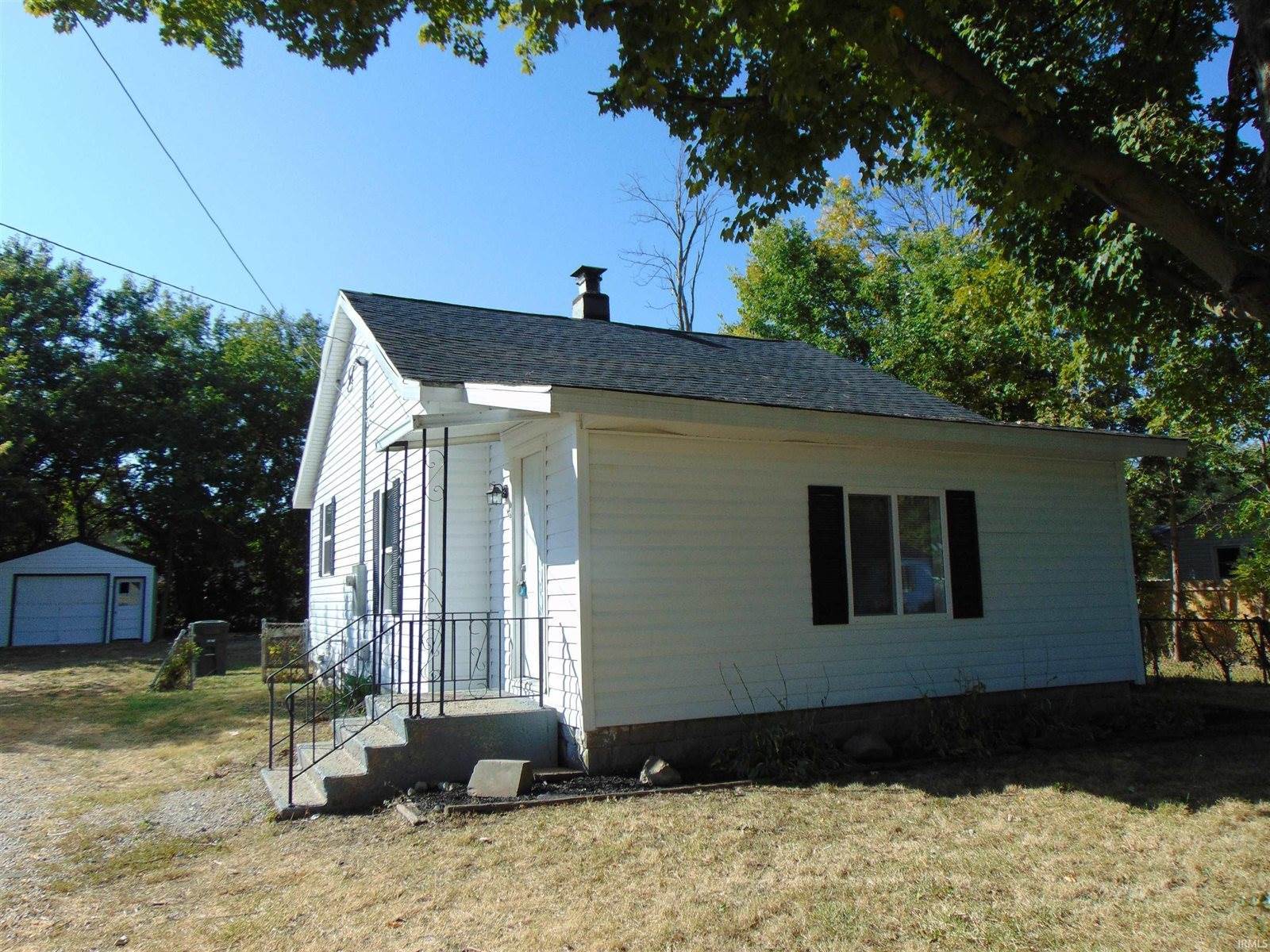 1927 E 17th Street, Muncie, IN 47302