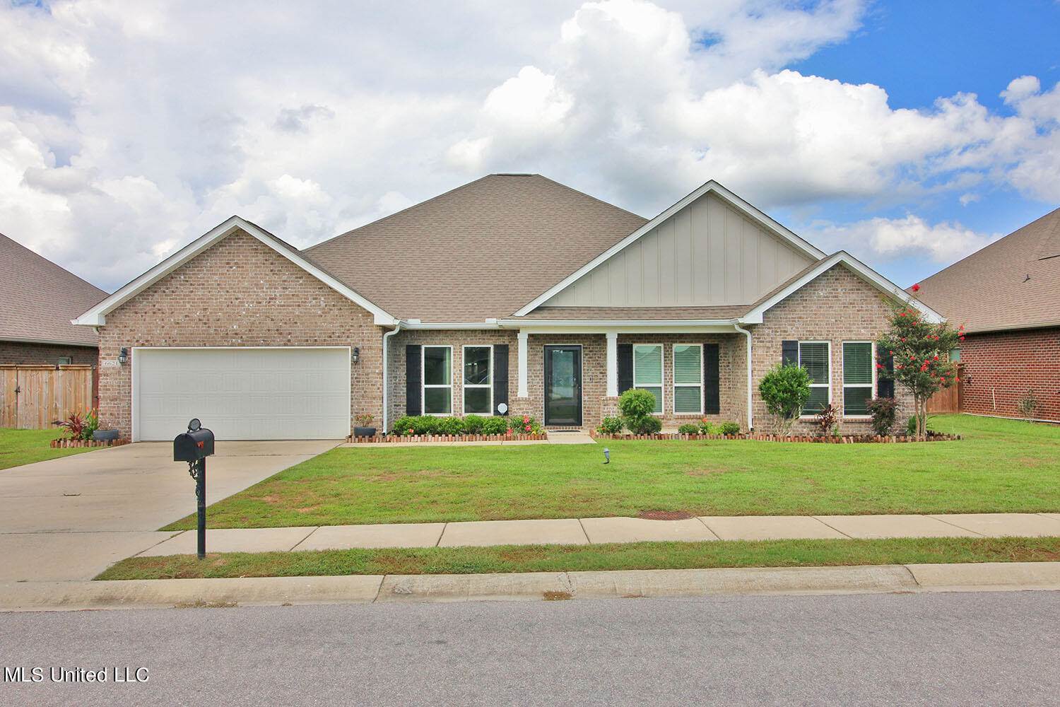 6621 Sugarcane Circle, Ocean Springs, MS 39564