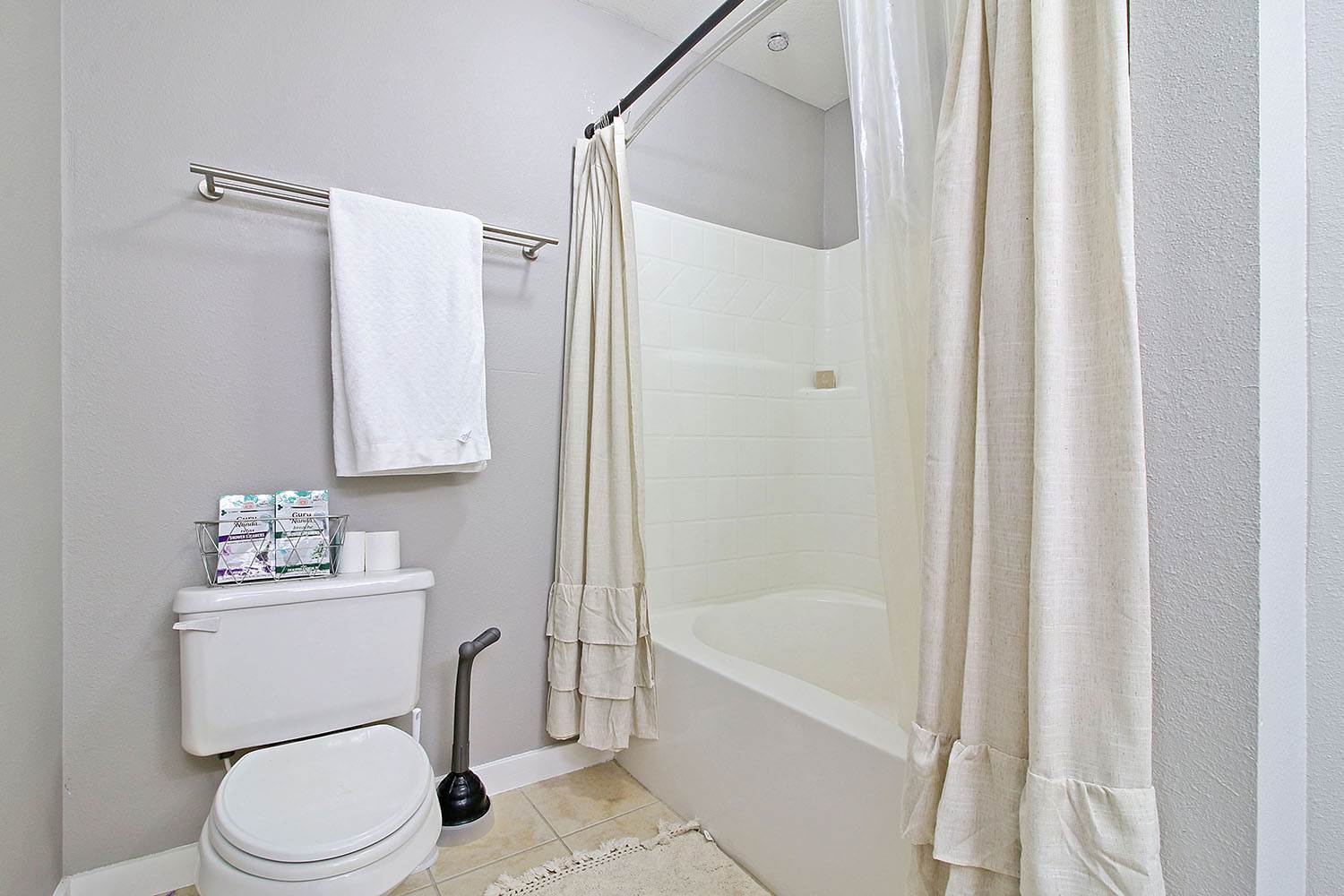 14274 Tori Dawn Ct, Gulfport, MS 39503