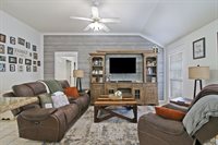14274 Tori Dawn Ct, Gulfport, MS 39503