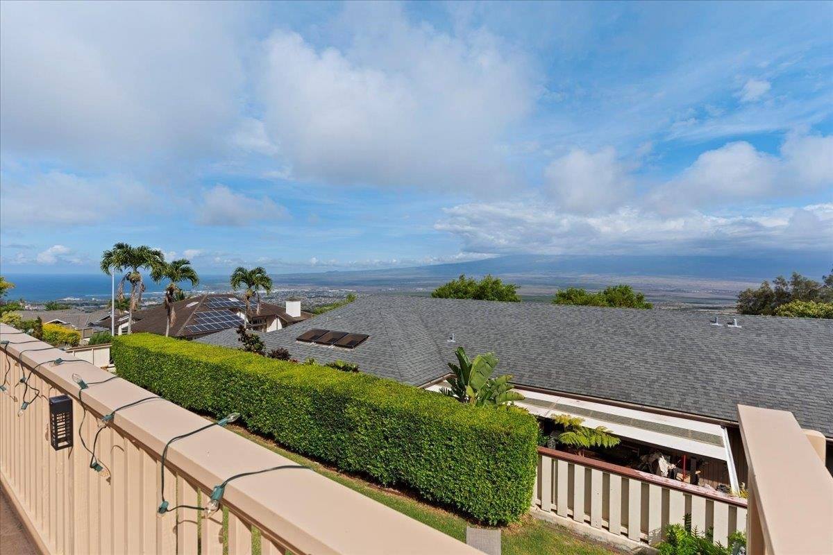 535 Kuikahi Dr, Wailuku, HI 96793