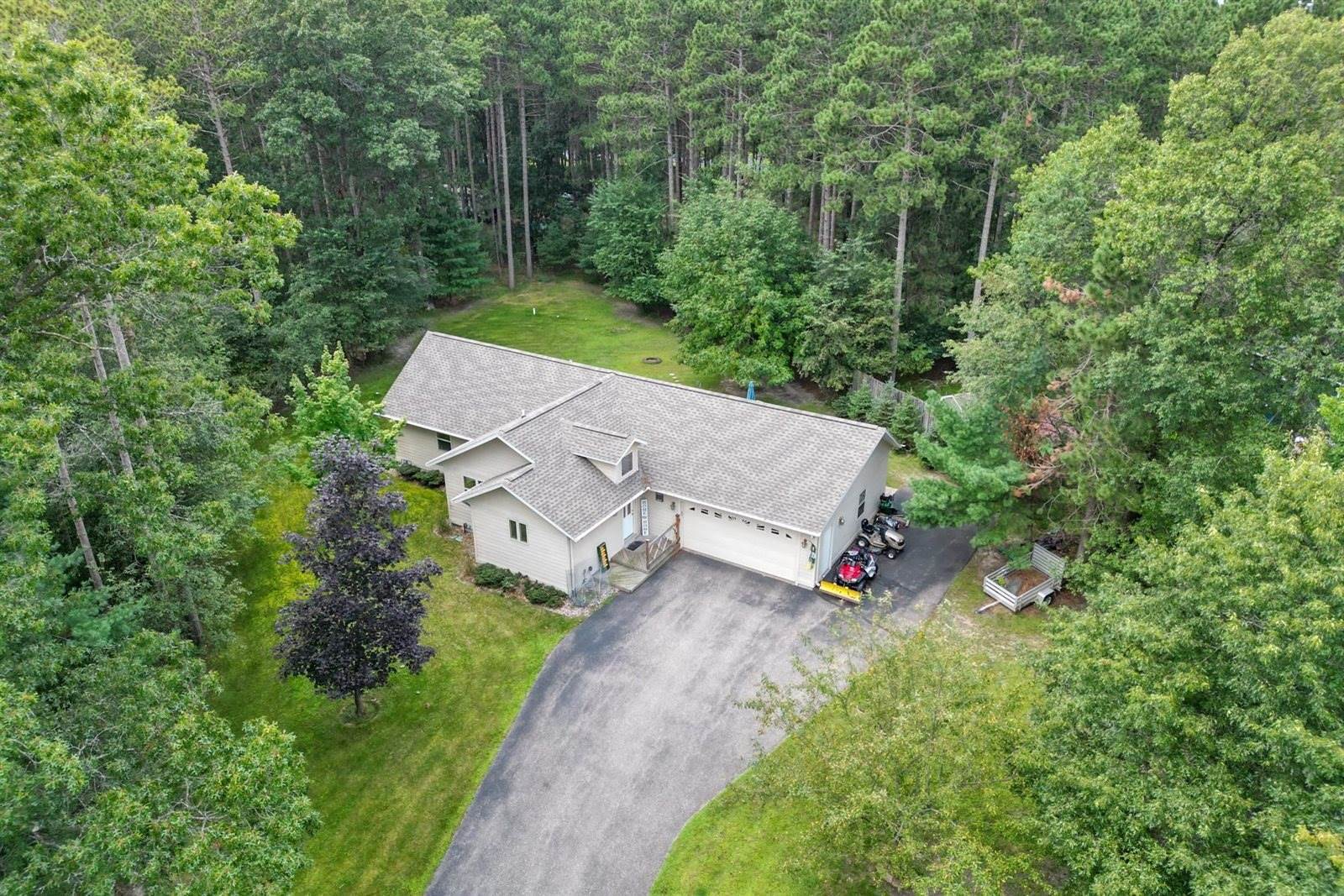 347 Pikestaff Court, Nekoosa, WI 54457