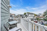 41 gravelly Point Rd, Highlands, NJ 07732