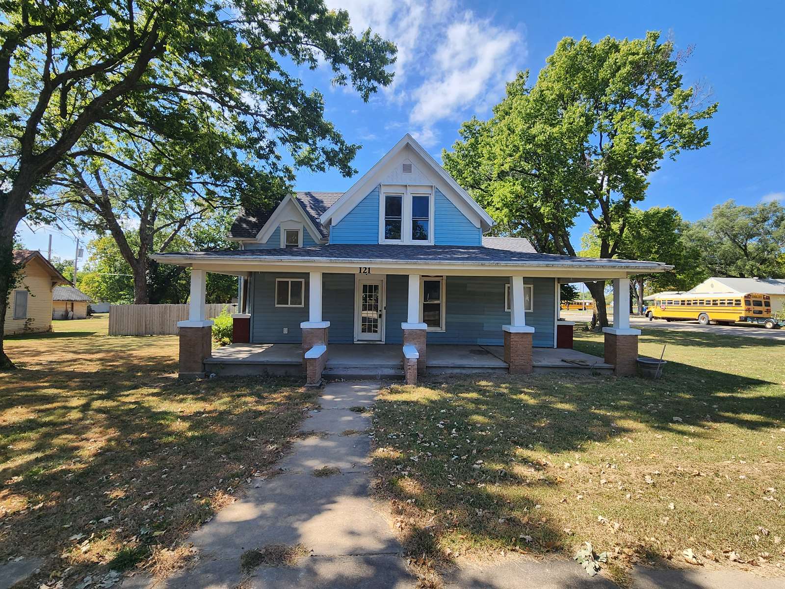 121 N Broadway, Riley, KS 66531