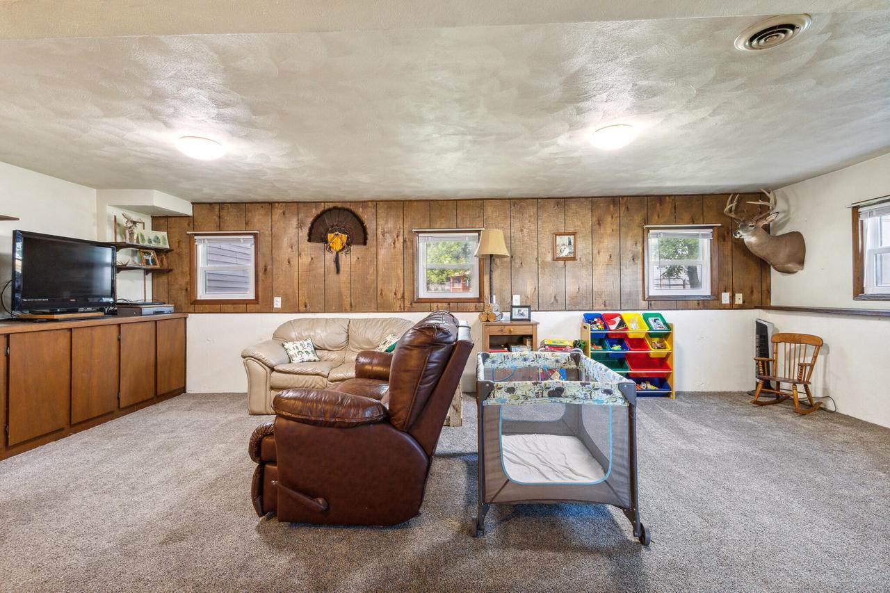 W594 Theresa Ct., Brodhead, WI 53520