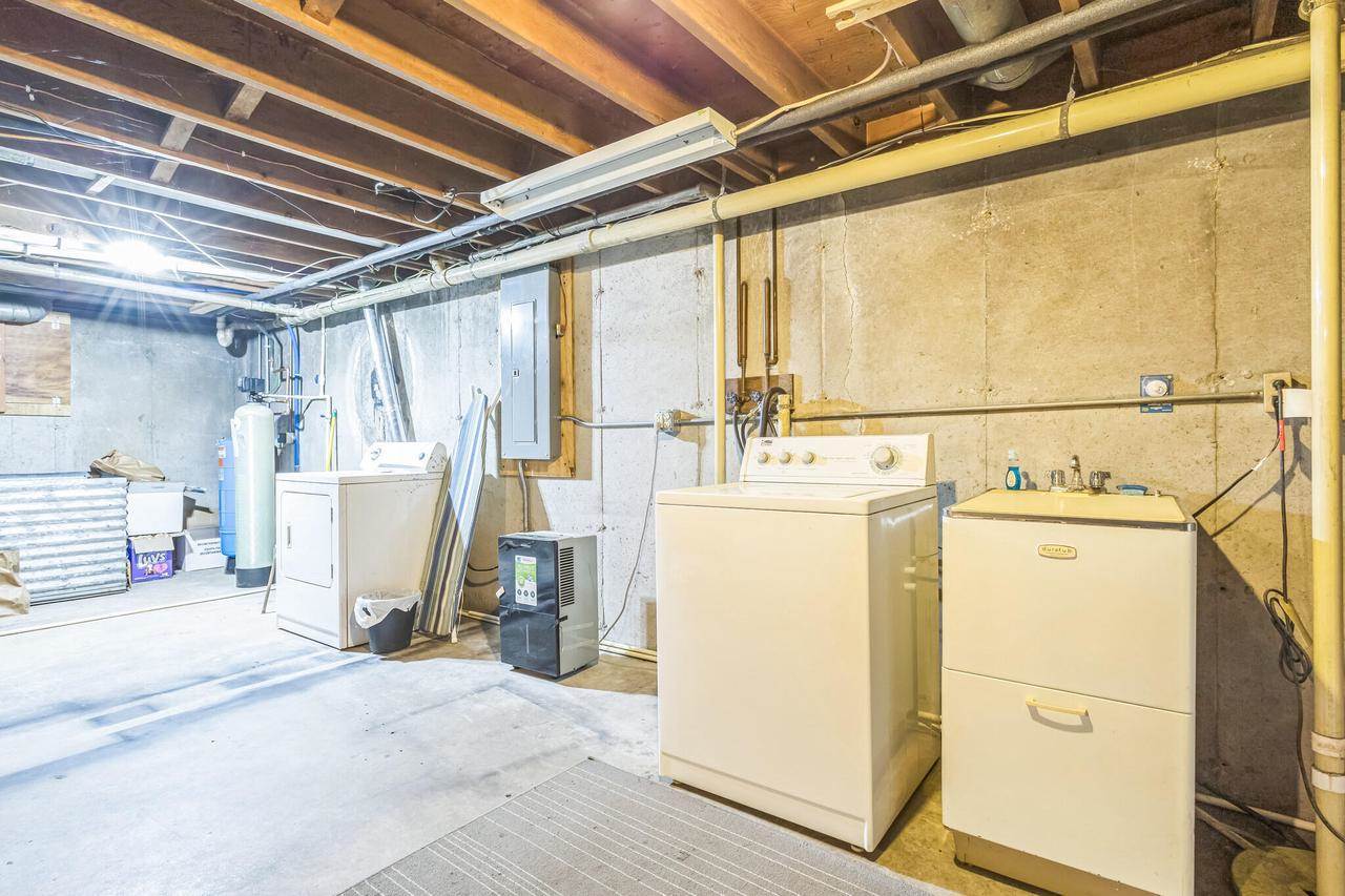 W594 Theresa Ct., Brodhead, WI 53520