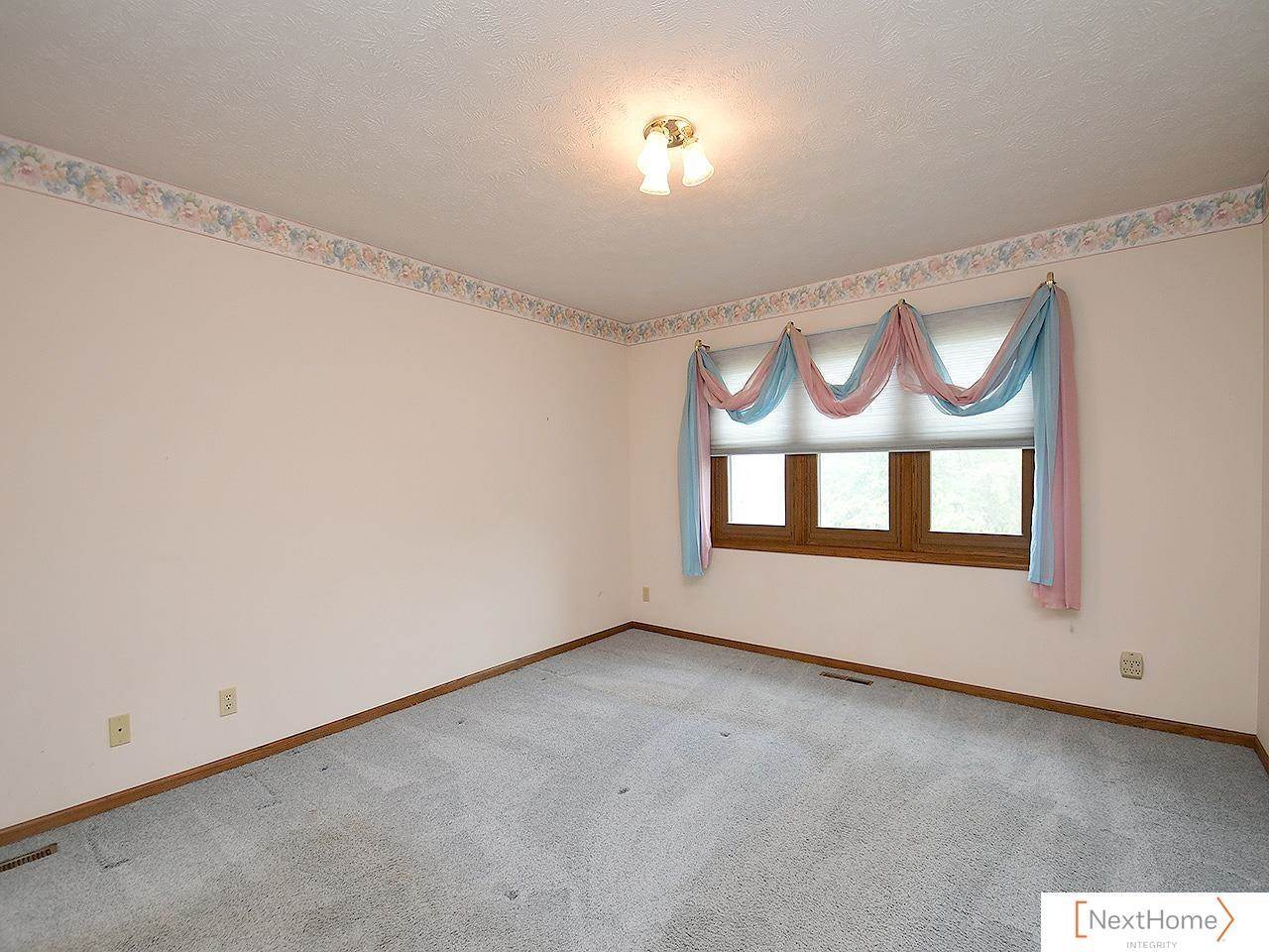 6100 Tennyson Circle, Lincoln, NE 68516