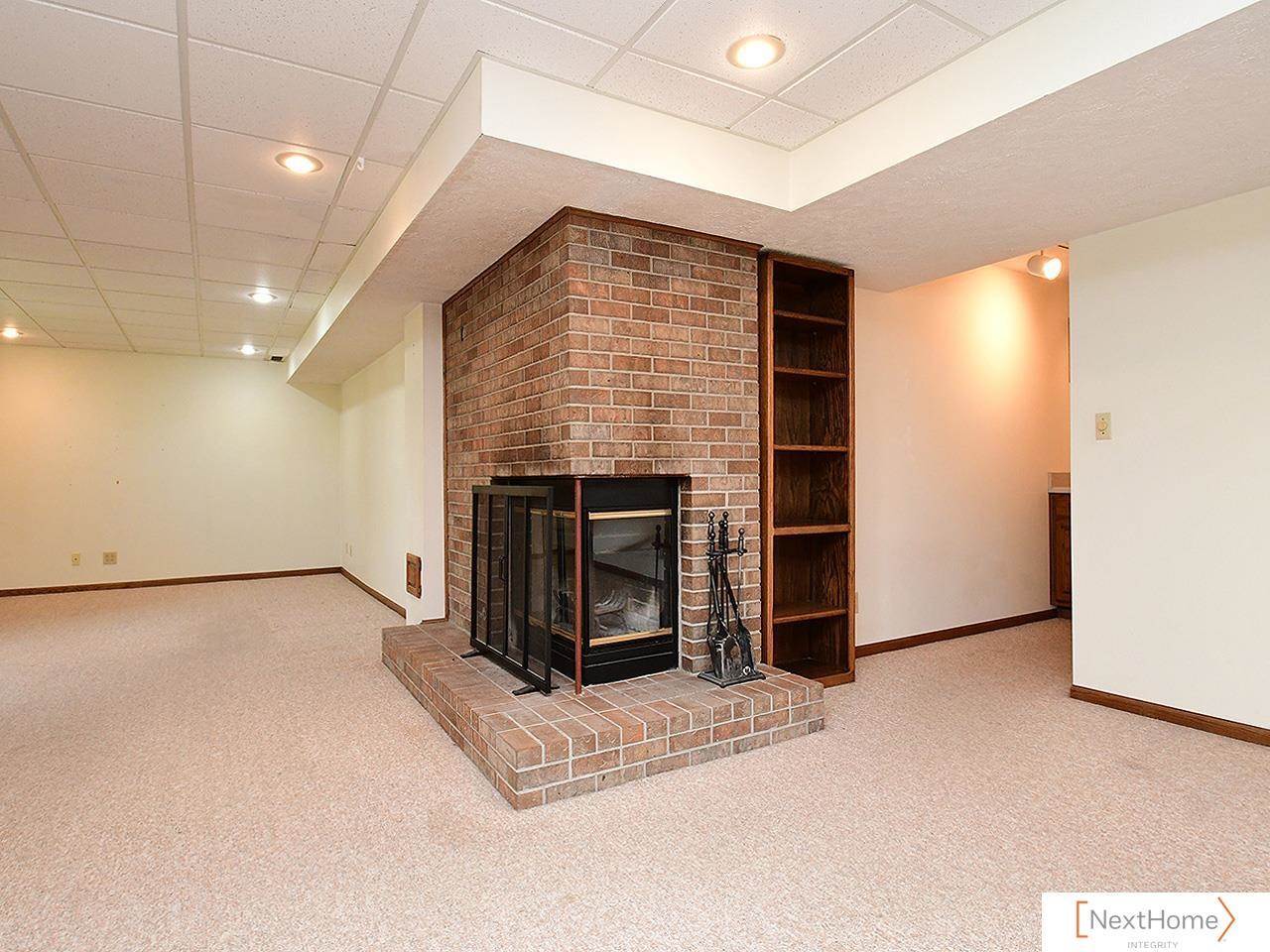 6100 Tennyson Circle, Lincoln, NE 68516