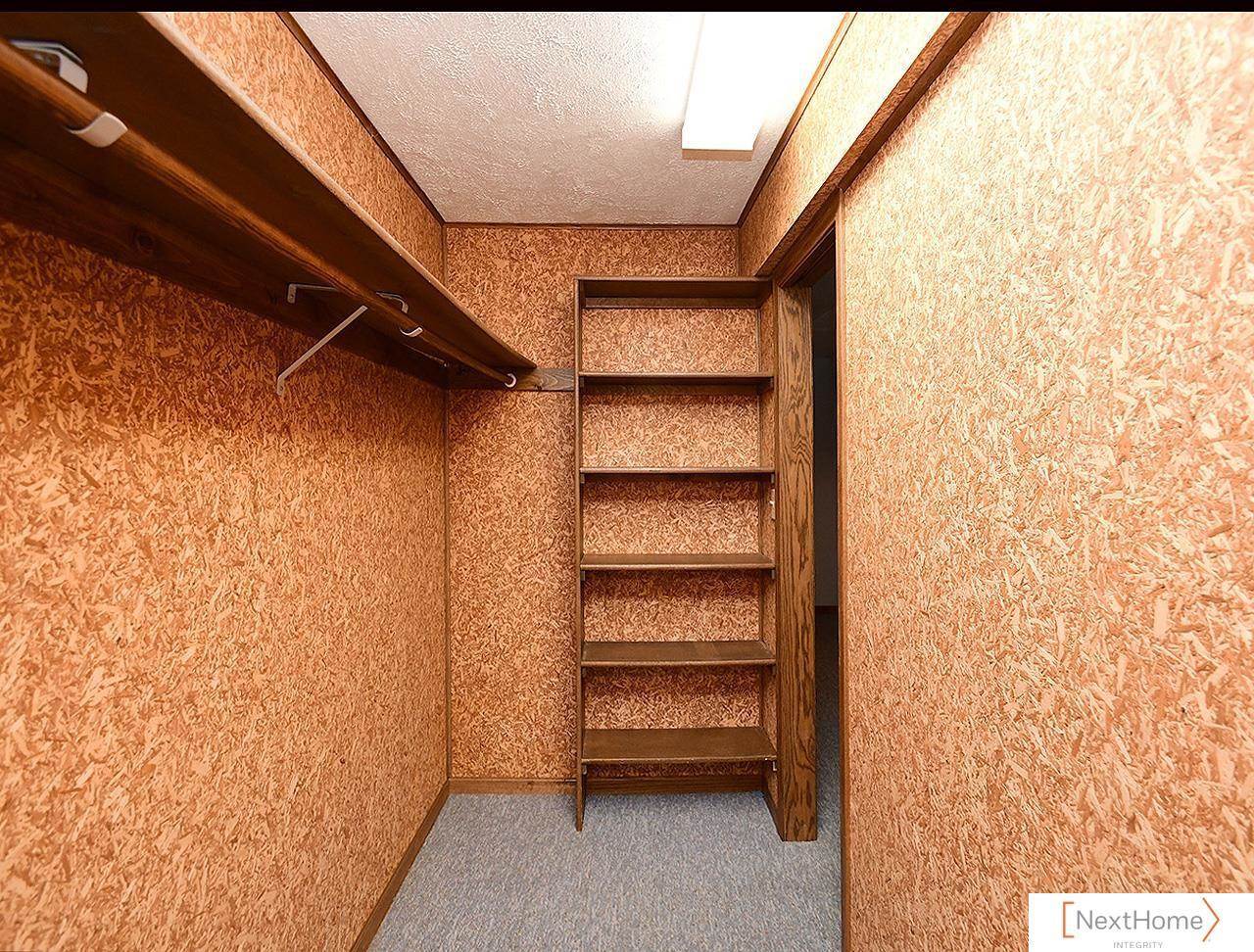 6100 Tennyson Circle, Lincoln, NE 68516