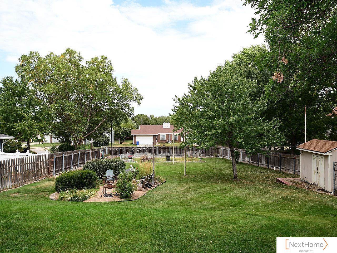 6100 Tennyson Circle, Lincoln, NE 68516