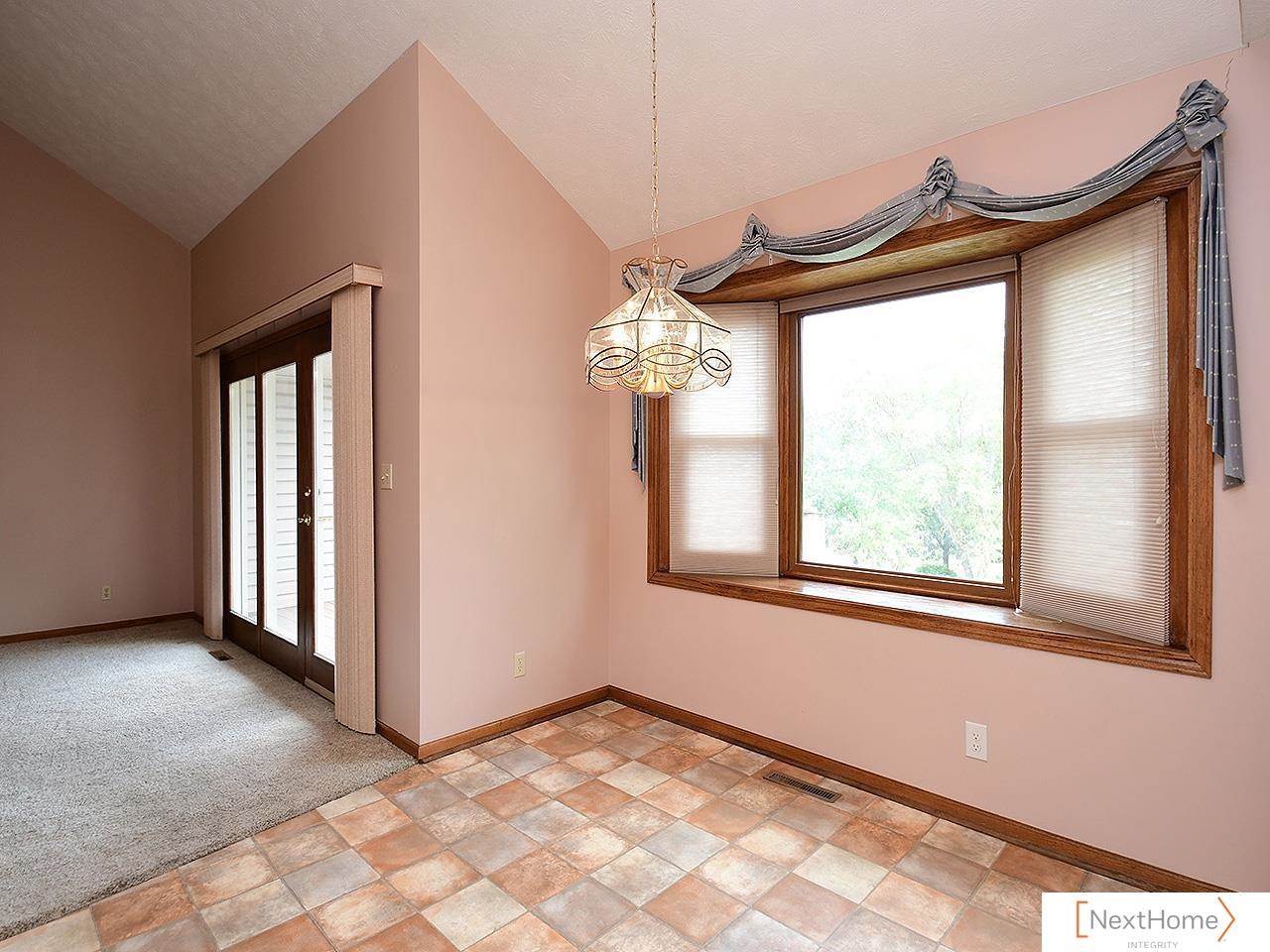 6100 Tennyson Circle, Lincoln, NE 68516