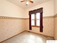 6100 Tennyson Circle, Lincoln, NE 68516