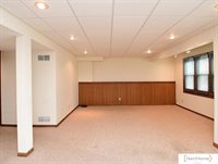 6100 Tennyson Circle, Lincoln, NE 68516