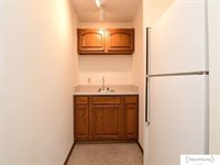 6100 Tennyson Circle, Lincoln, NE 68516