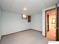 6100 Tennyson Circle, Lincoln, NE 68516