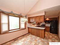 6100 Tennyson Circle, Lincoln, NE 68516