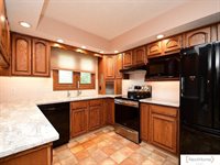 6100 Tennyson Circle, Lincoln, NE 68516