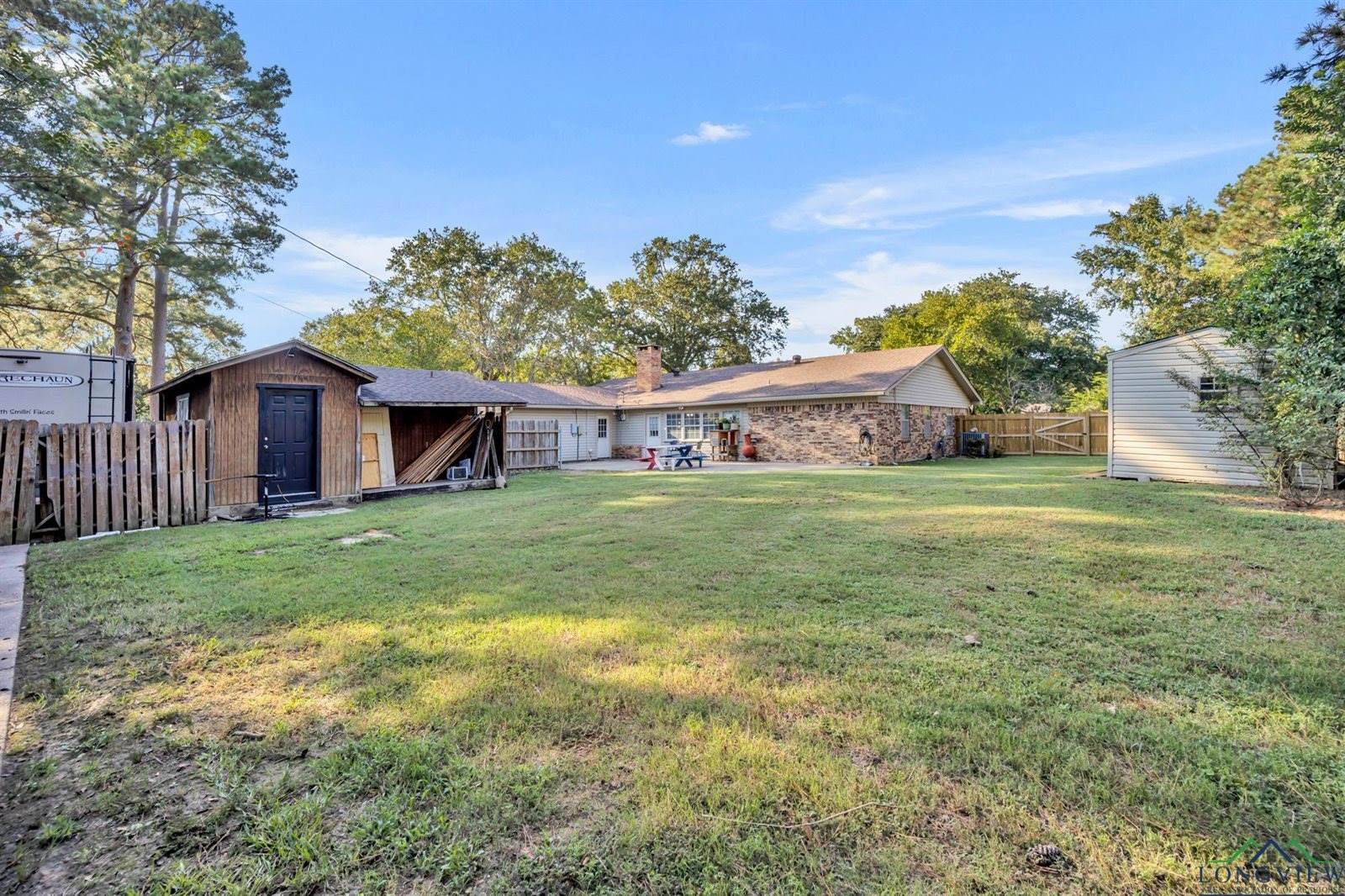 807 Elizabeth, Gilmer, TX 75644