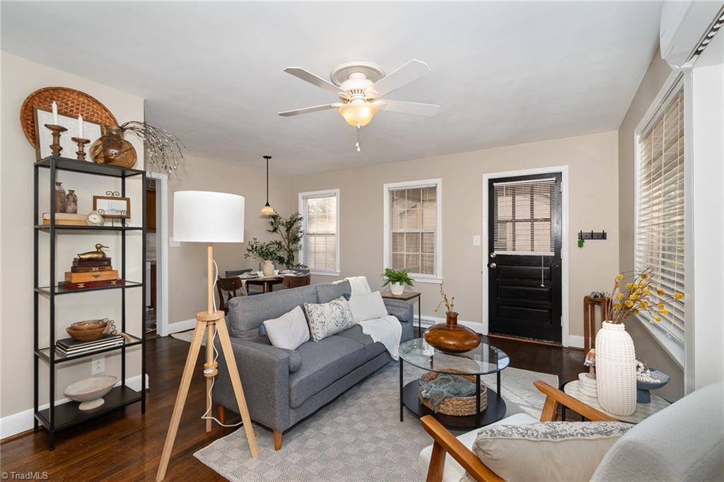 4323 Harvard Avenue, Greensboro, NC 27407