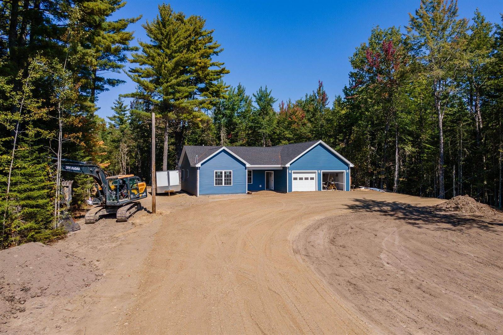 740 County Road, Milford, ME 04461