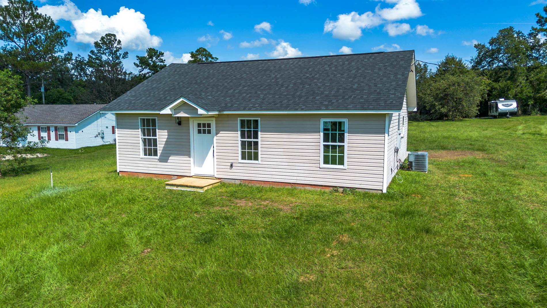 6152 Road 541, kiln, MS 93556