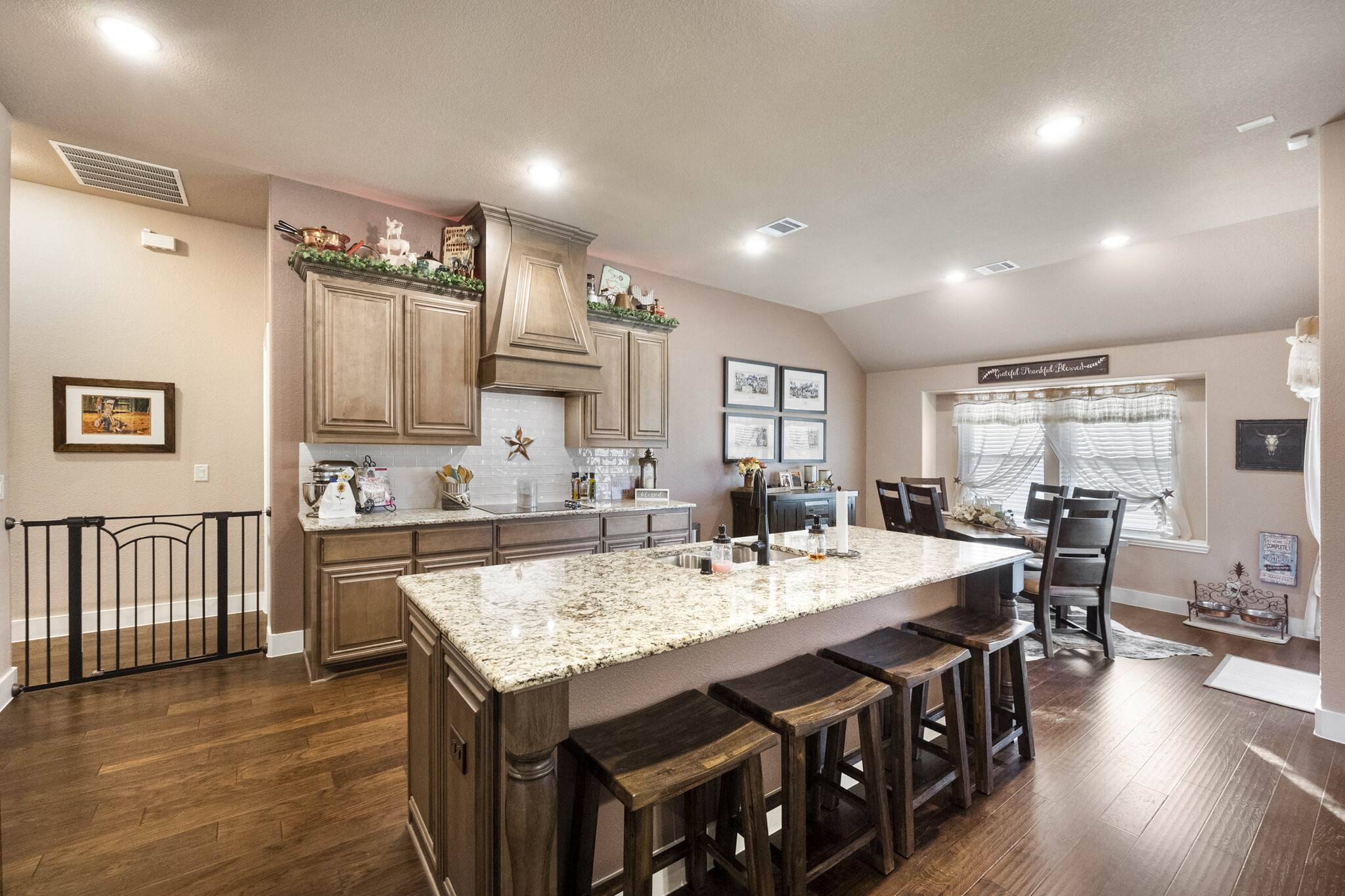 4617 Wildflower Way, Midlothian, TX 76065