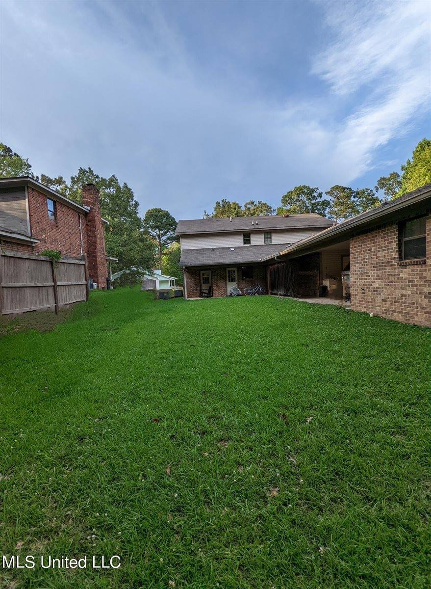 480 Brendalwood Drive, #B, Brandon, MS 39047