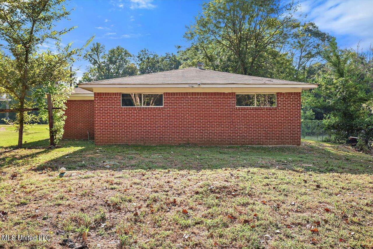 1341 Highway 22, Edwards, MS 39066