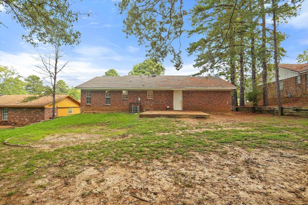 1207 Cherry Stone Circle, Clinton, MS 39056