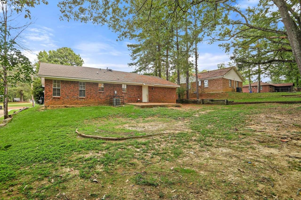 1207 Cherry Stone Circle, Clinton, MS 39056