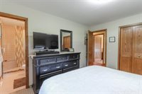 1901 S Madison Avenue, Marshfield, WI 54449