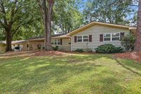 5157 Parkway Drive, Jackson, MS 39211