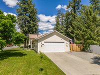 5375 W Delaware St, Spirit Lake, ID 83869