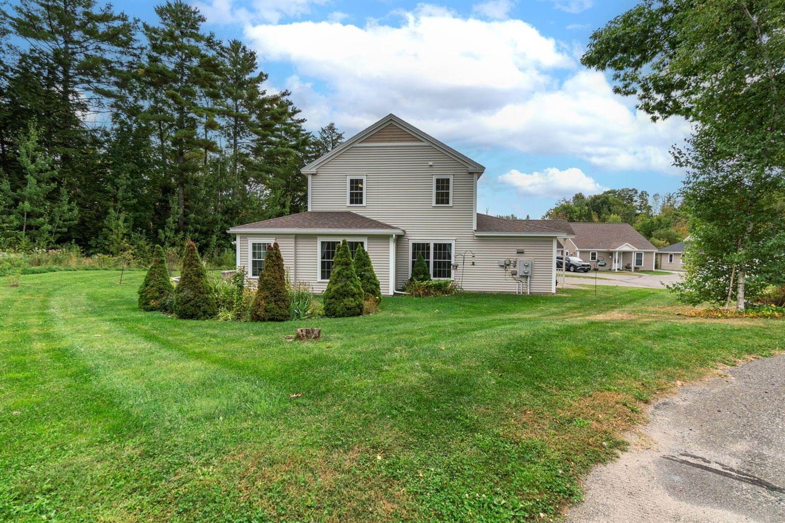 2 Bowie Lane, Waterville, ME 04901