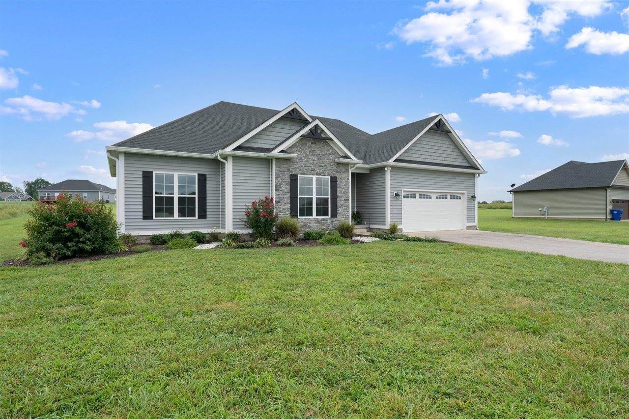 729 Ayers Lane, Scottsville, KY 42164