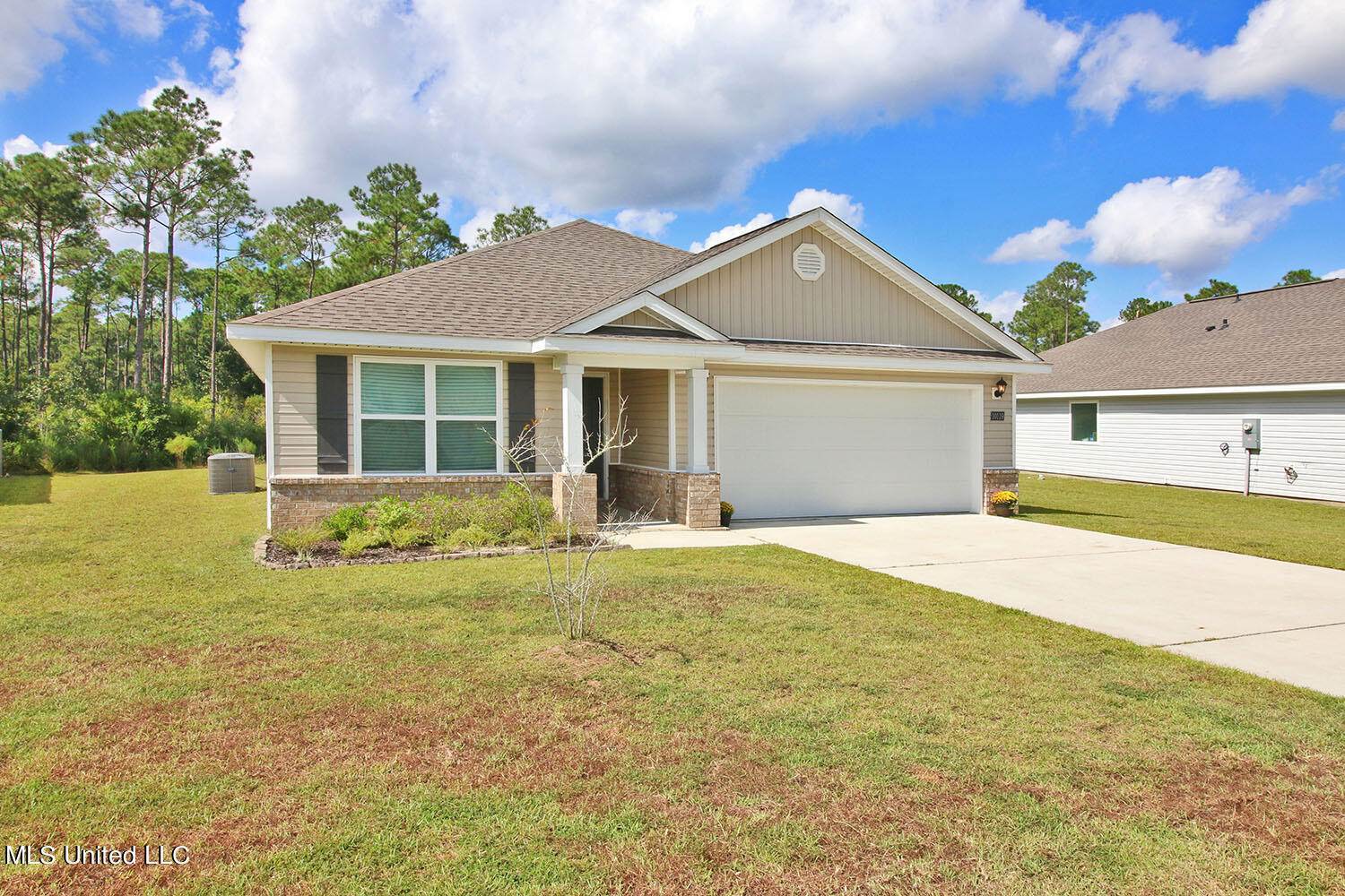 10119 Willow Leaf Drive, Gulfport, MS 39503