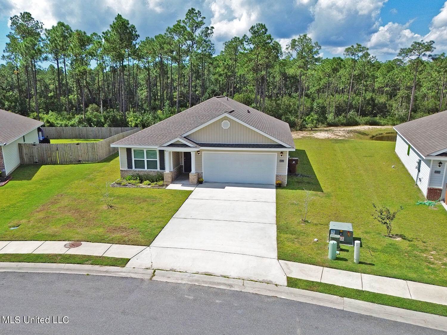 10119 Willow Leaf Drive, Gulfport, MS 39503