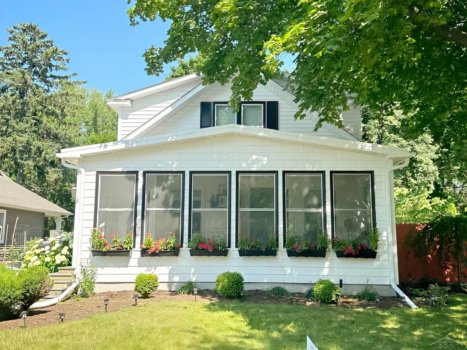 1020 E Park Drive, Midland, MI 48640